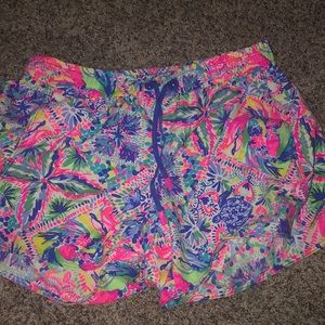LILLY PULITZER BRIGHT ATHLETIC SHORTS